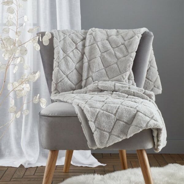 Cosy Diamond Silver Throw